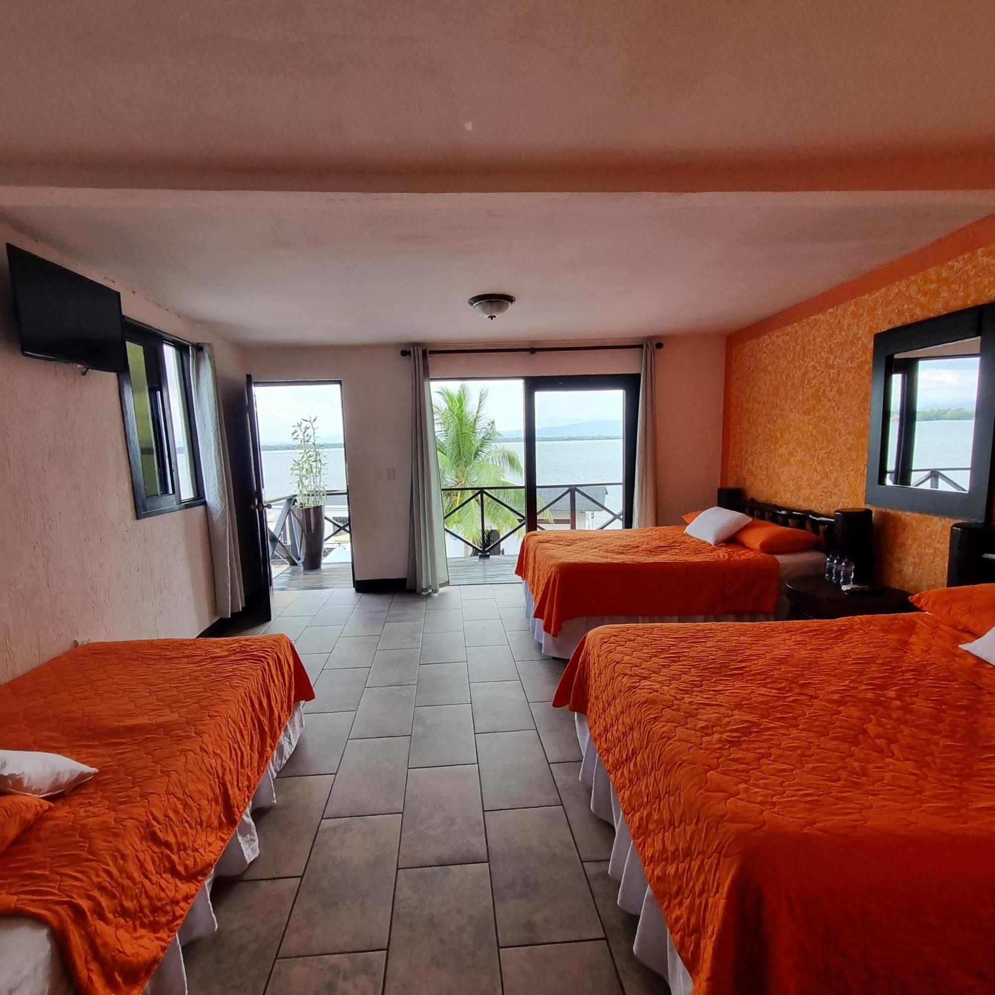 Hotel Mi Paraiso Rio Dulce Castillo de San Felipe Buitenkant foto