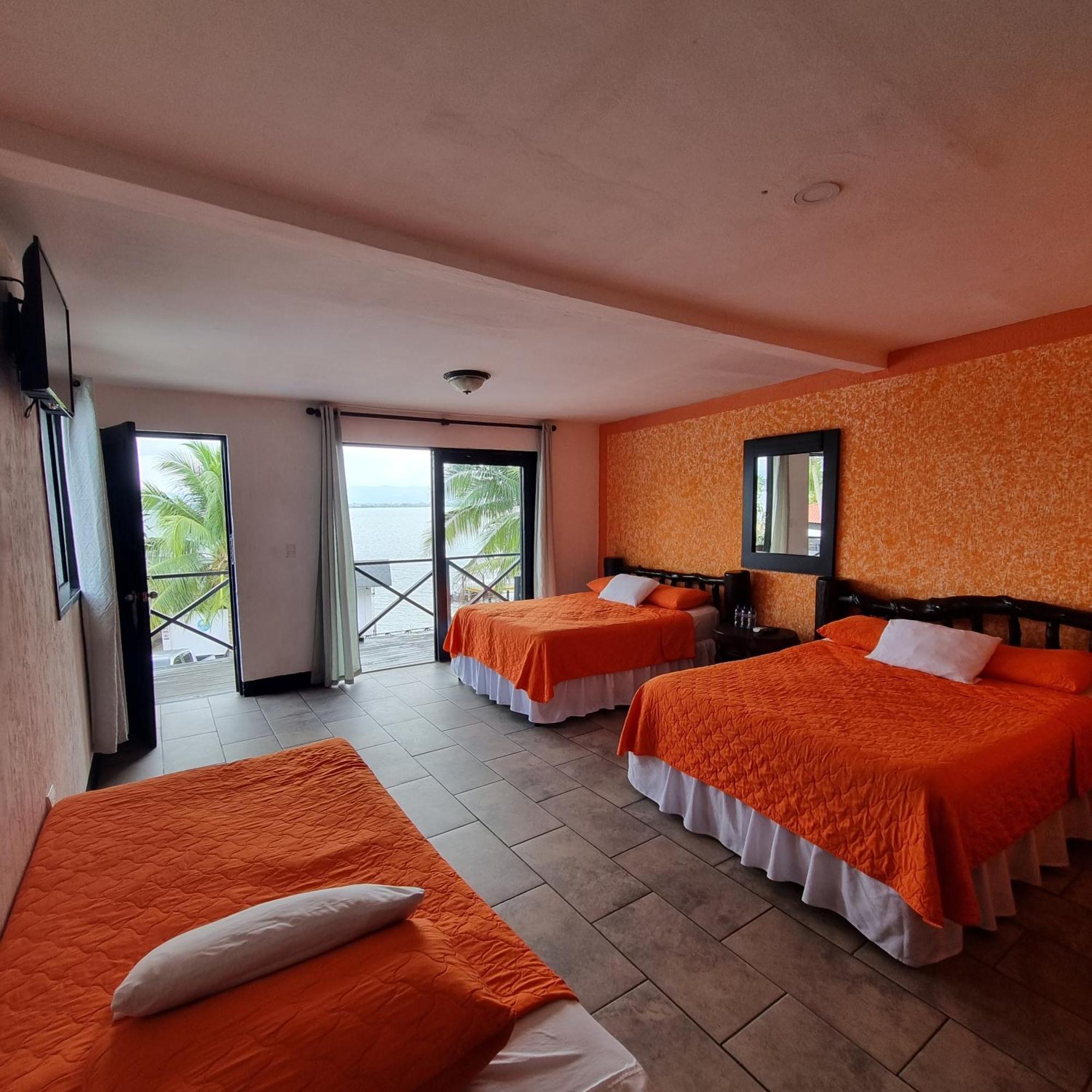 Hotel Mi Paraiso Rio Dulce Castillo de San Felipe Buitenkant foto