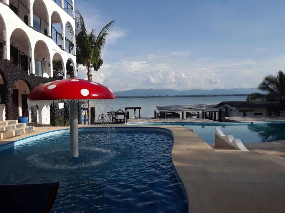 Hotel Mi Paraiso Rio Dulce Castillo de San Felipe Buitenkant foto